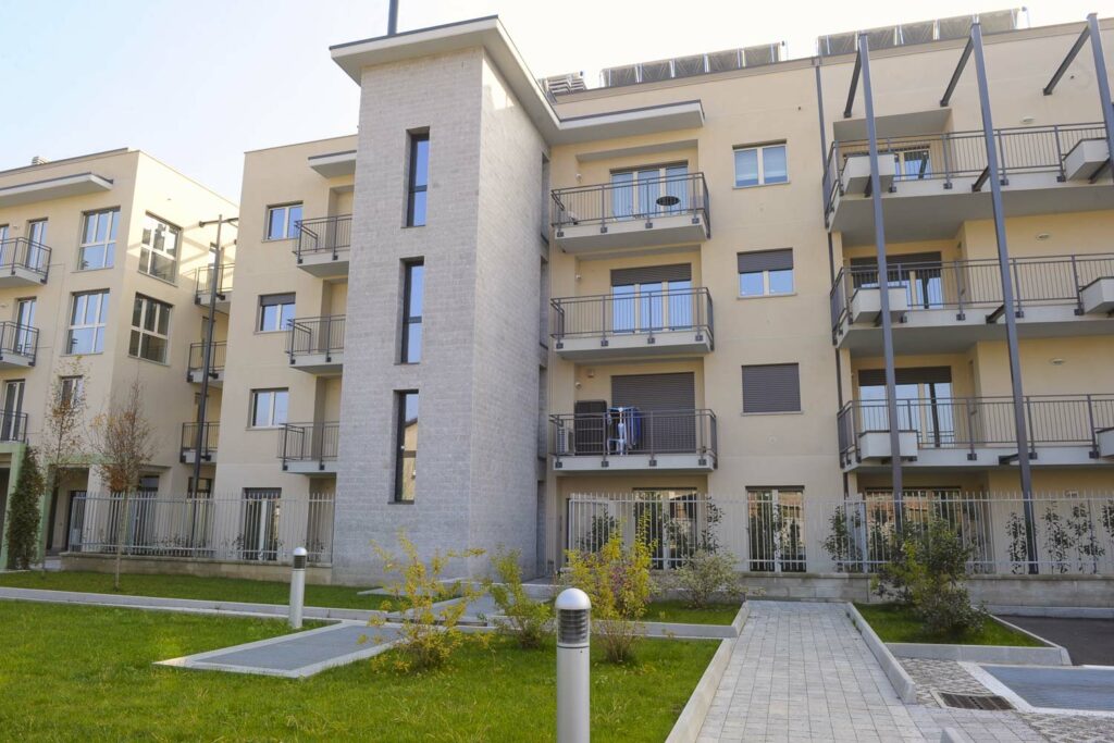 Carugo, Viale Brianza — foto 2
