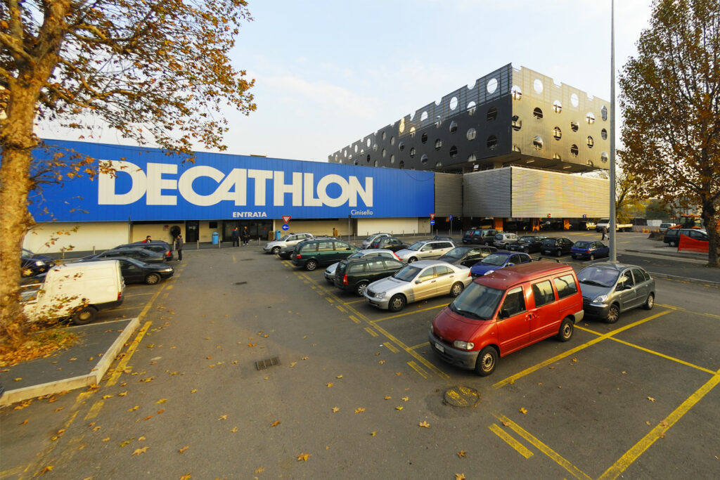 Cinisello Balsamo, Decathlon — foto 1