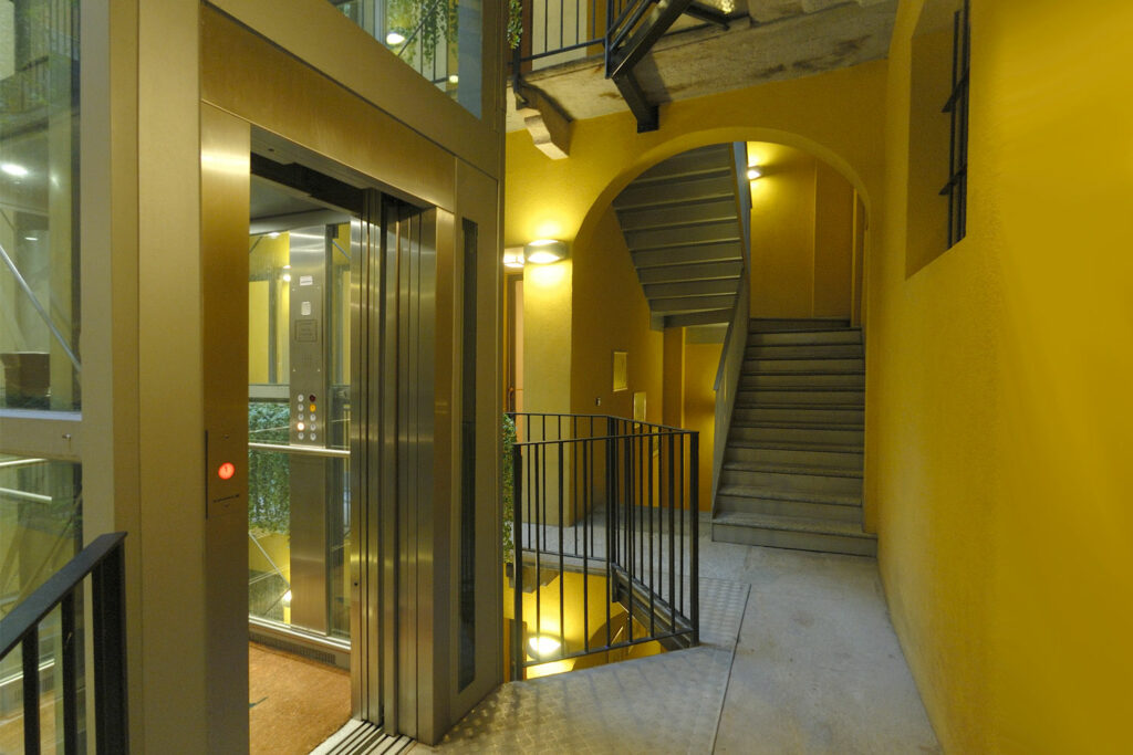 Milano, Fiori Scuri Brera — foto 2