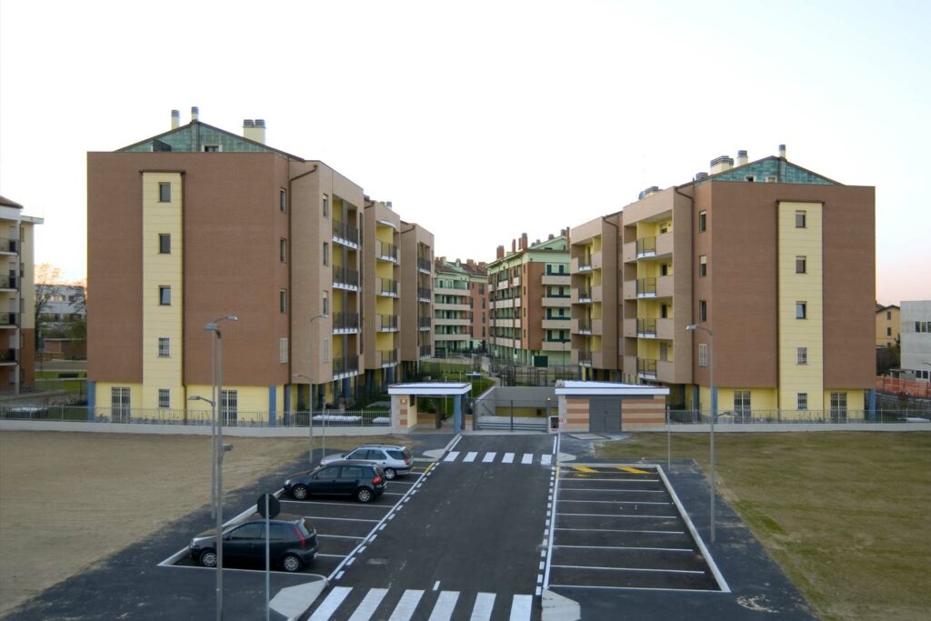 Pero, Via Copernico — foto 1