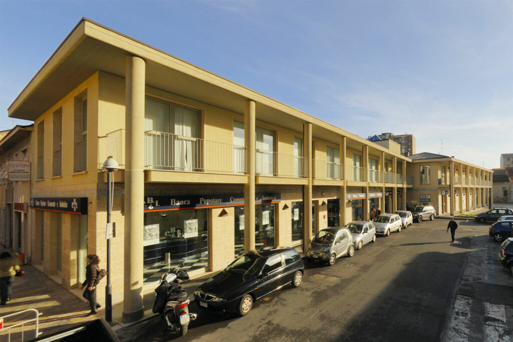 Seregno, Piazza Odescalchi — foto 1